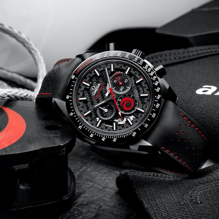 Copie Omega Speedmaster Dark Side Of The Moon 'Alinghi'